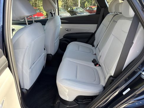 New 2026 Hyundai Tucson Blue SE image 12