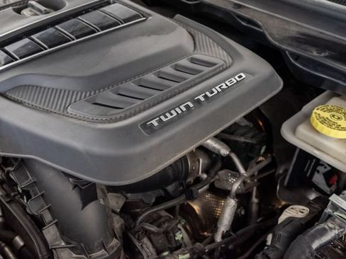 Certified 2023 Jeep Grand Wagoneer Series II AWD/4WD image 4