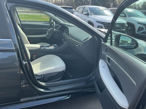 Used 2022 Hyundai Sonata SEL FWD image 9