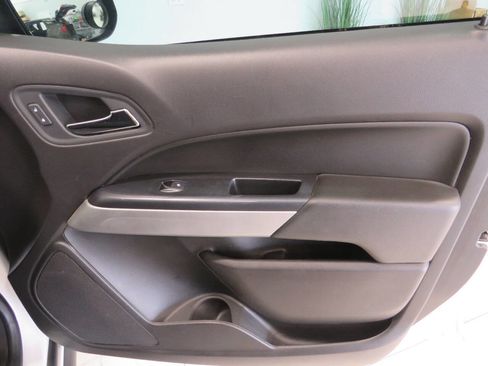 Used 2021 Chevrolet Colorado LT w/ Redline Special Edition image 23