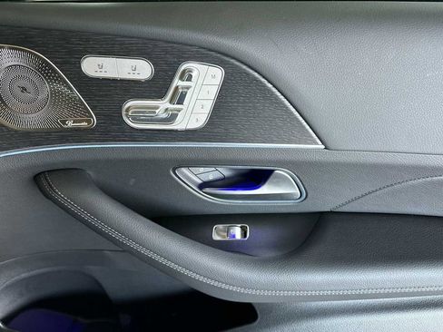 Used 2025 Mercedes-Benz GLE 450e 4MATIC image 21