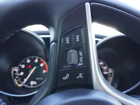 Used 2017 Alfa Romeo Giulia AWD image 20