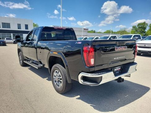Used 2024 GMC Sierra 2500 SLE w/ SLE Value Package; AWD/4WD image 3