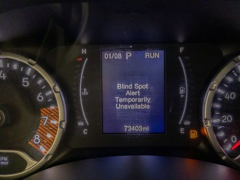 Used 2021 Jeep Renegade Sport image 17