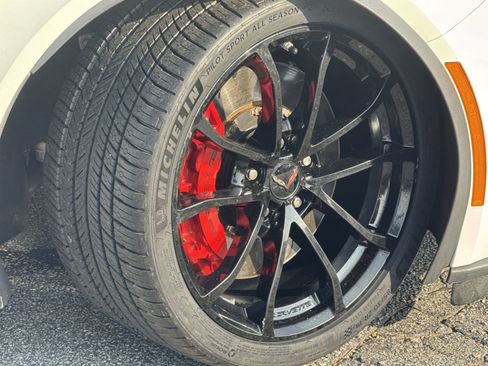 Used 2019 Chevrolet Corvette Grand Sport image 12