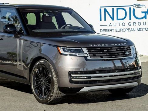 Used 2023 Land Rover Range Rover SE image 5