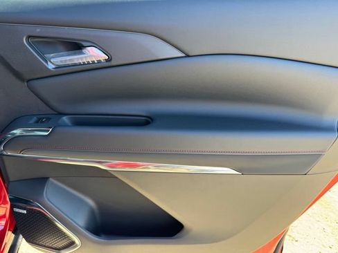 New 2026 Chevrolet Traverse RS w/ LPO, Floor Liner Package FWD image 10