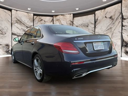 Used 2017 Mercedes-Benz E 300 image 8