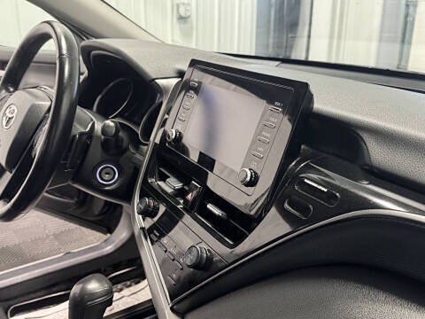 Used 2024 Toyota Camry SE FWD image 18