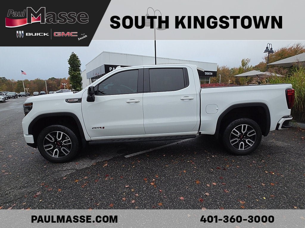 Used 2024 GMC Sierra 1500 AT4 w/ Technology Package AWD/4WD image 8