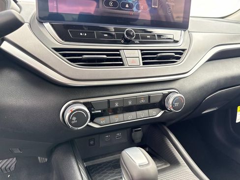 New 2026 Nissan Altima 2.5 SR FWD image 25