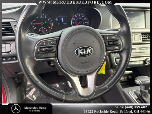 Used 2018 Kia Optima S FWD image 11