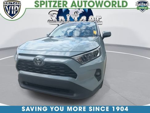 Used 2020 Toyota RAV4 XLE w/ Convenience Package AWD/4WD image 3