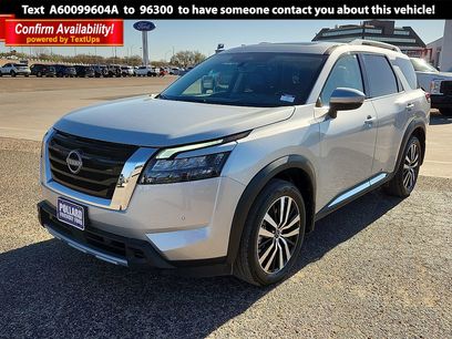 Used 2025 Nissan Pathfinder Platinum w/ Cargo Package