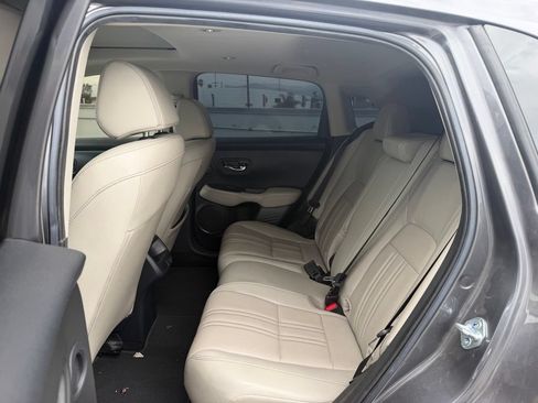 Used 2025 Honda HR-V EX-L image 4