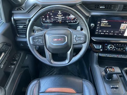 Certified 2024 GMC Sierra 1500 AT4 w/ Technology Package AWD/4WD image 15