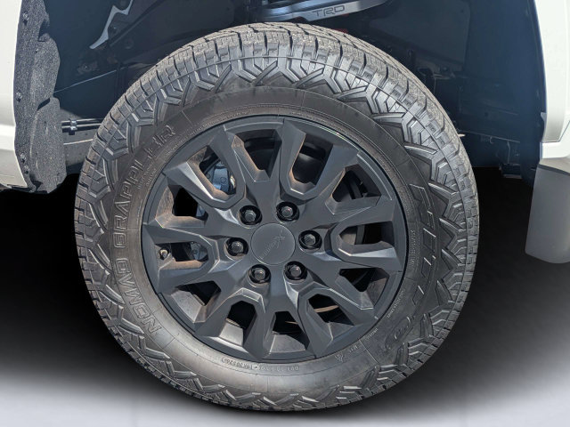 Used 2026 Toyota Tacoma SR5 AWD/4WD image 11