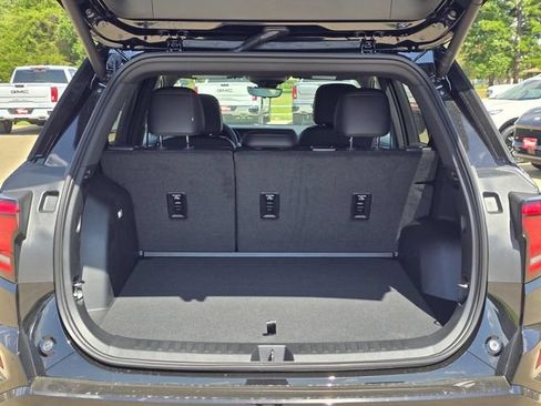 New 2027 GMC Terrain AT4 w/ Convenience Package III AWD/4WD image 8