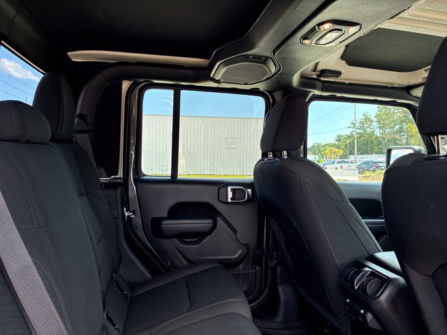 Used 2023 Jeep Gladiator Sport AWD/4WD image 24