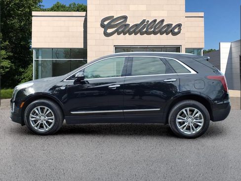 Certified 2023 Cadillac XT5 Premium Luxury AWD/4WD image 2