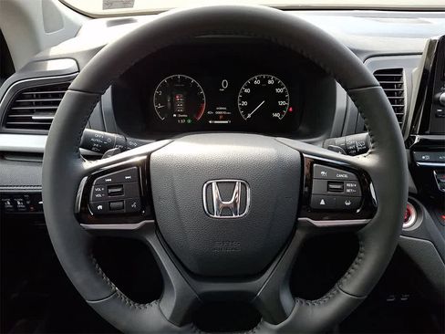 New 2026 Honda Odyssey EX-L image 16