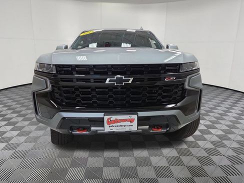 Used 2024 Chevrolet Tahoe Z71 w/ Luxury Package AWD/4WD image 5