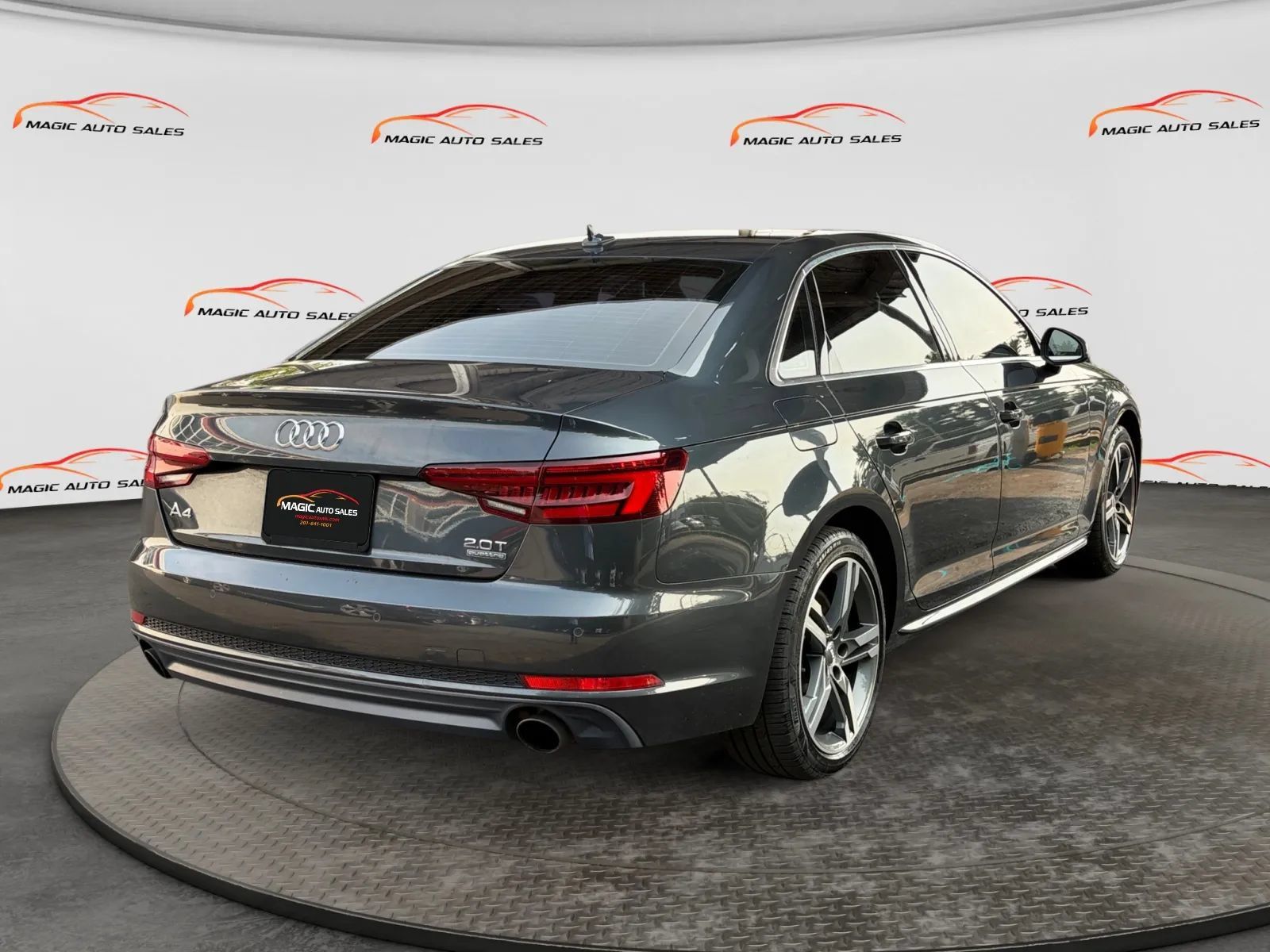 Used 2018 Audi A4 2.0T Premium Plus w/ Premium Plus Package AWD/4WD image 10