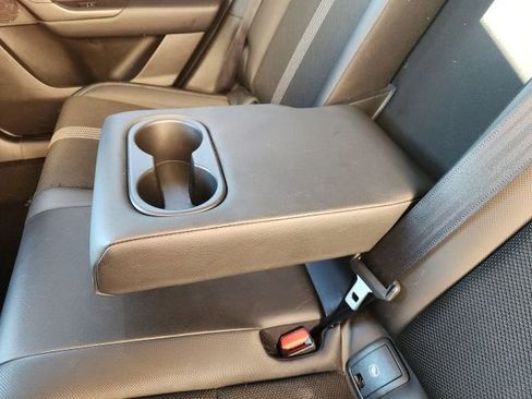 Used 2024 MAZDA CX-50 AWD 2.5 S w/ Preferred Package image 19