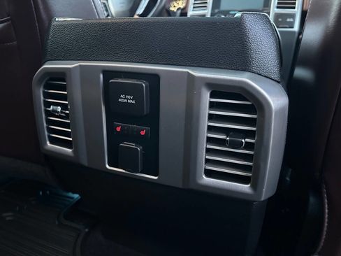 Used 2016 Ford F150 Platinum w/ Equipment Group 701A Luxury image 38