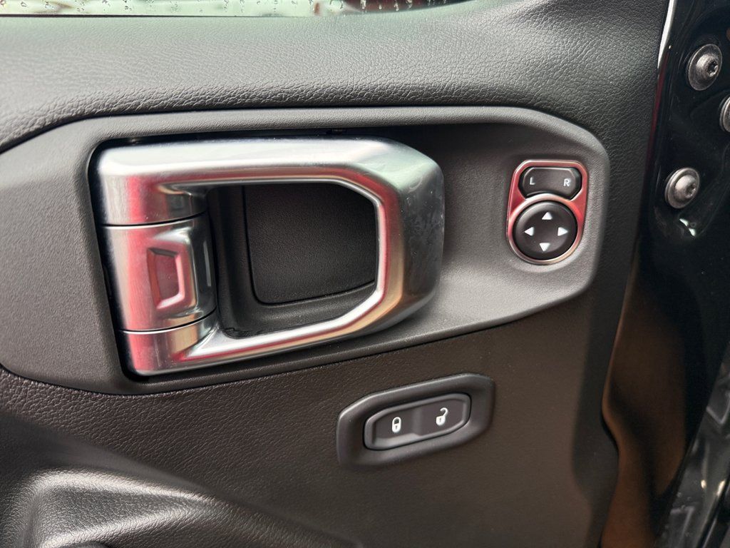 New 2025 Jeep Gladiator Sport AWD/4WD image 17