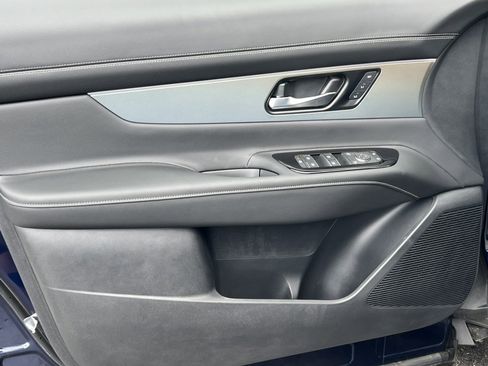 Certified 2025 Nissan Murano SL image 13