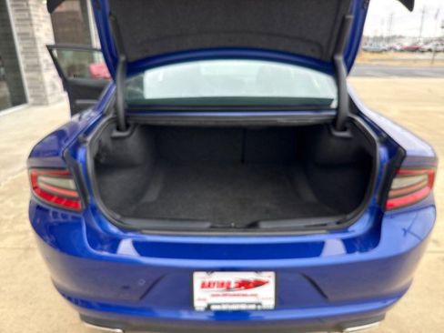 Used 2022 Dodge Charger SXT w/ Blacktop Package image 14