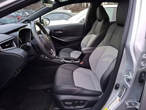 Used 2025 Toyota Corolla XSE image 11