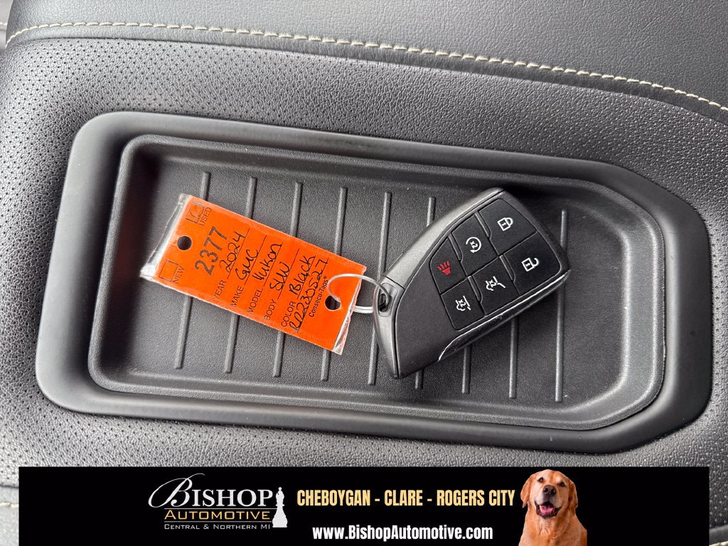 Used 2024 GMC Yukon XL SLT AWD/4WD image 28
