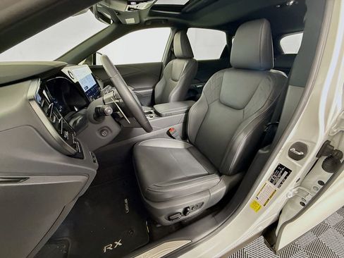 Used 2025 Lexus RX 350 Premium w/ Accessory Package (Z1) image 22