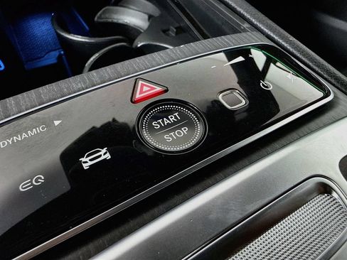 Used 2023 Mercedes-Benz EQS 580 4MATIC SUV image 17