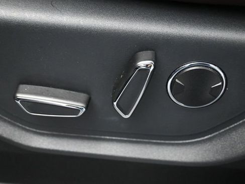 Used 2023 Ford Expedition Max Limited image 12