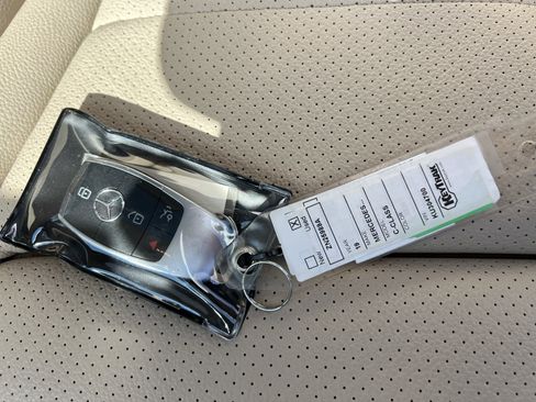 Certified 2019 Mercedes-Benz C 300 Sedan image 38