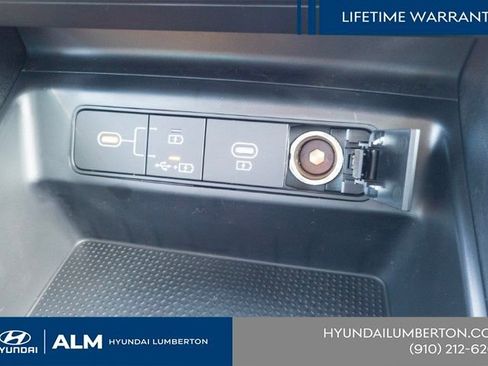 New 2026 Hyundai Tucson SE image 22