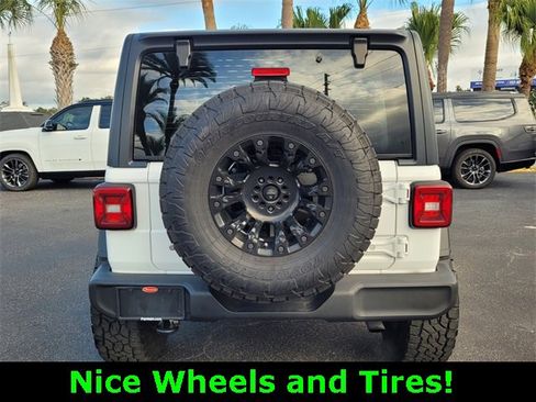 Certified 2018 Jeep Wrangler Unlimited Sport image 6