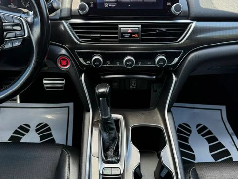 Used 2018 Honda Accord Sport image 30