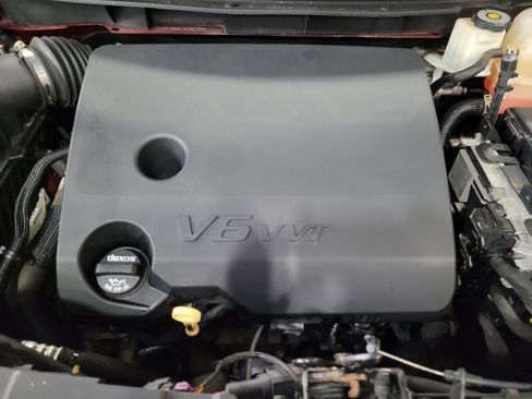 Used 2018 Chevrolet Traverse LT AWD/4WD image 30