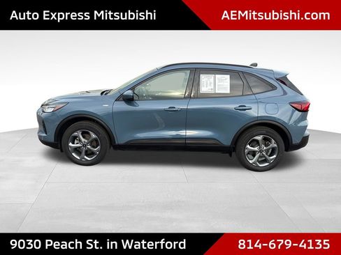 Used 2025 Ford Escape ST-Line Select AWD/4WD image 4