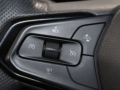 Used 2025 Chevrolet TrailBlazer LS w/ LS Convenience Package FWD image 18