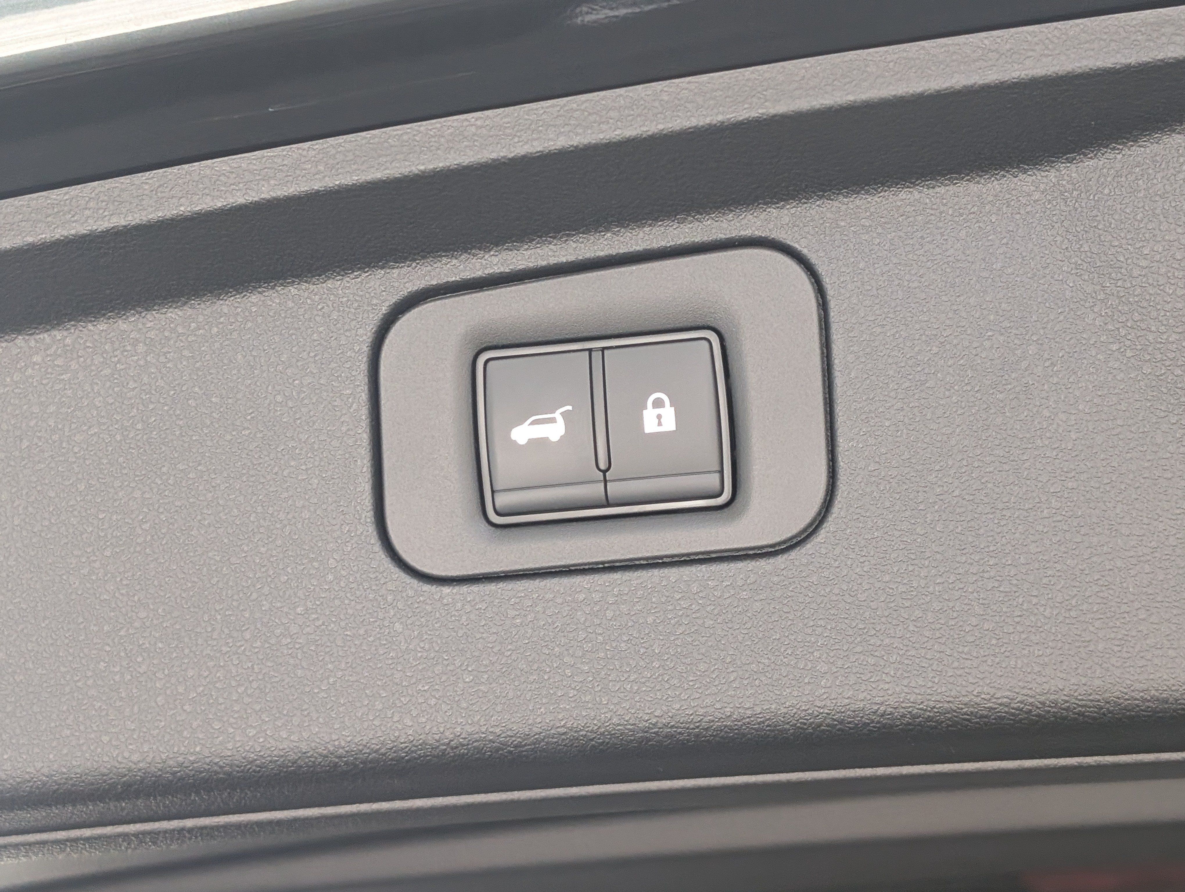 Used 2026 Nissan Armada Platinum RWD image 21