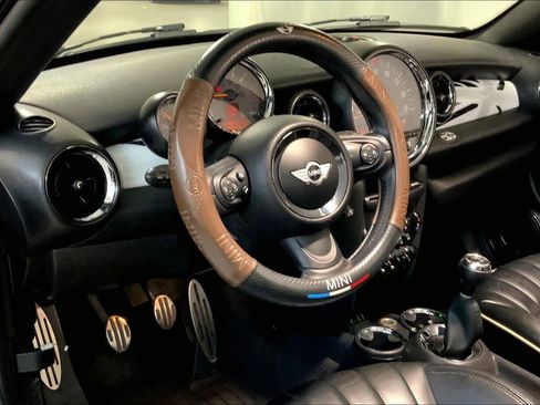 Used 2015 MINI Cooper Roadster S image 17