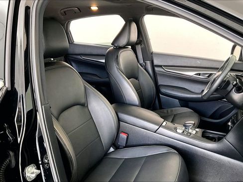 Used 2023 INFINITI QX55 Luxe w/ Cargo Package image 10