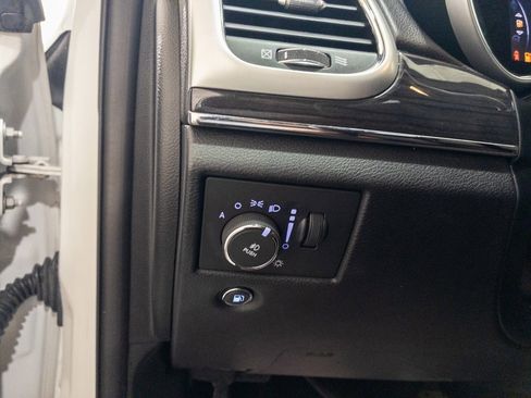 Used 2016 Jeep Grand Cherokee High Altitude image 22