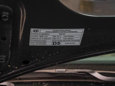 Used 2025 Hyundai Sonata SEL FWD image 30
