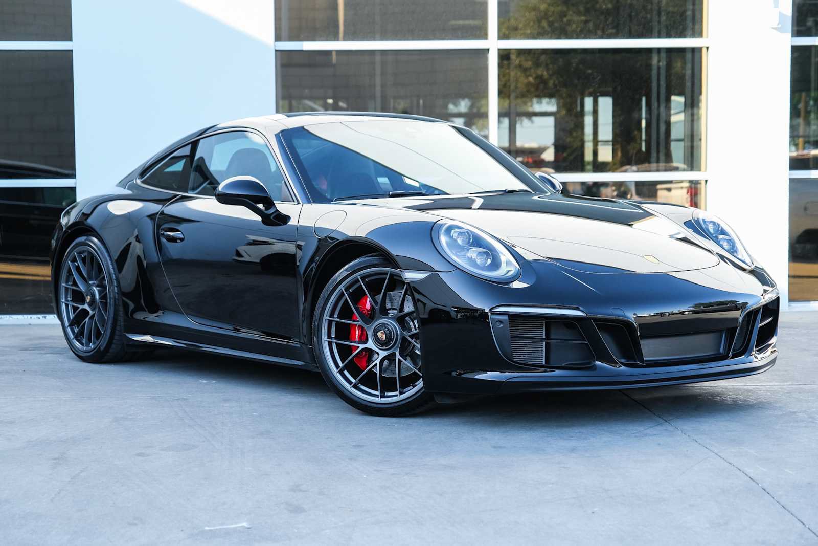 Used 2019 Porsche 911 Carrera GTS RWD image 6